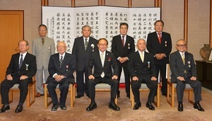 写真:伝達式の様子2