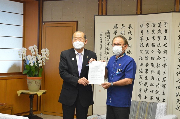 写真:要請の様子1