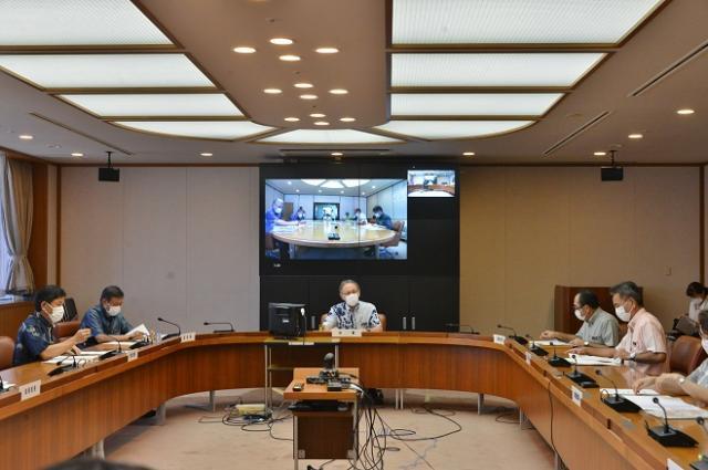 写真：会議の様子1