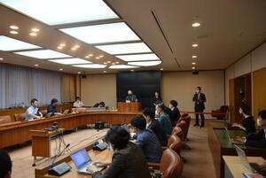 写真：会議の様子2