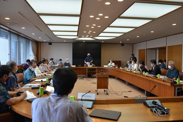 写真：会議の様子1