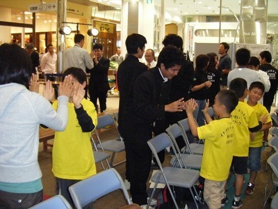 写真：交流会の様子