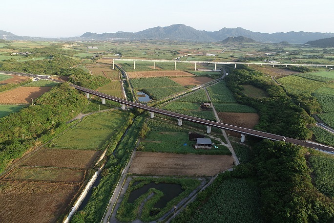 写真：道路（空港線）