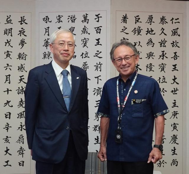 写真：前川秀和氏表敬