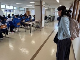 CSアドバイザーが教室を視察