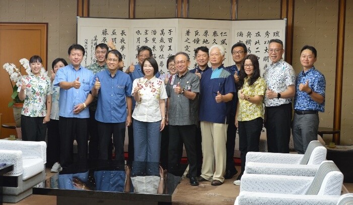 台湾屏東県政府の知事表敬