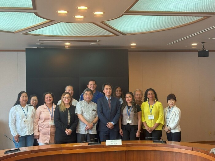 副知事表敬の様子