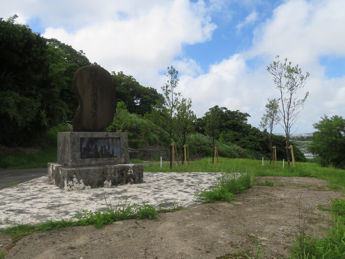 写真：第75回沖縄県植樹祭記念植樹場所（夏吉広場）